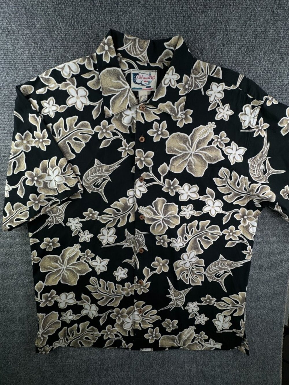 Bluewater Wear Hawaiian Shirt Large Swordfish Floral Short Sleeve Black Beige